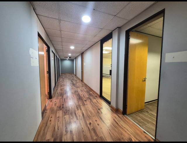 974M² OFFICE TO LET IN SANDTON CENTRAL